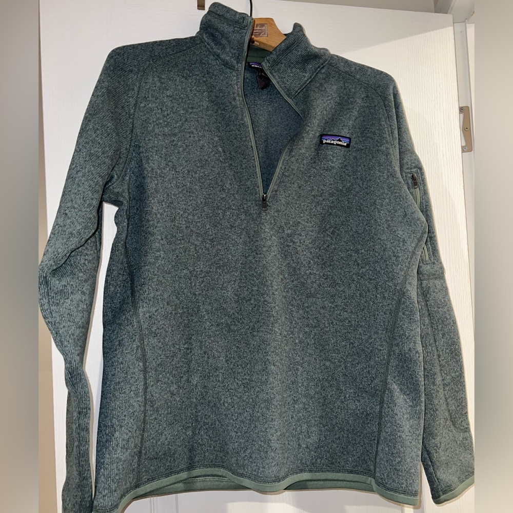 Women’s Large Patagonia Quarter Zip